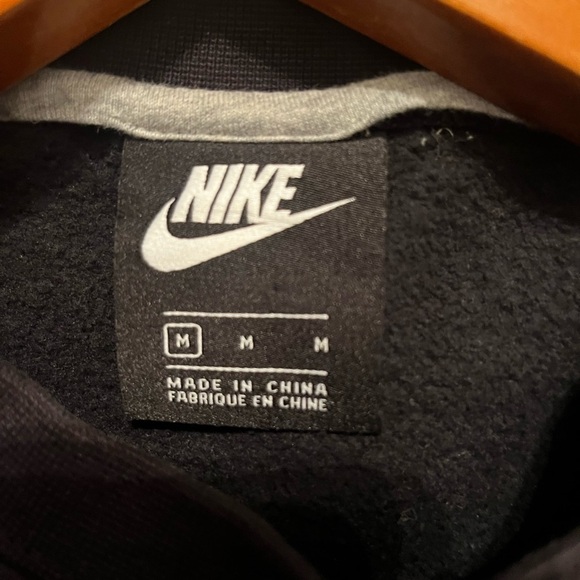 Nike Just Do It NEW Age Modern Black Box Logo Sz M Pullover Crewneck Sweatshirt - Picture 6 of 9